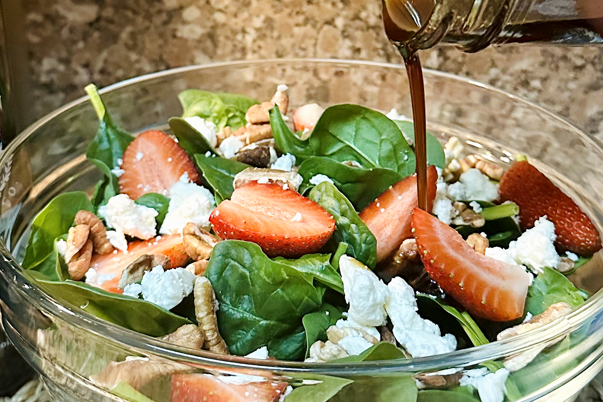 Strawberry Balsamic Vinaigrette Recipe | Saratoga Olive Oil Co. Strawberry Balsamic Vinaigrette Recipe | Saratoga Olive Oil Co.